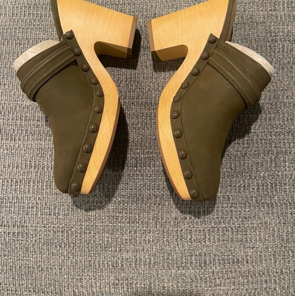 Sam Edelman Clog - Picture 4 of 8